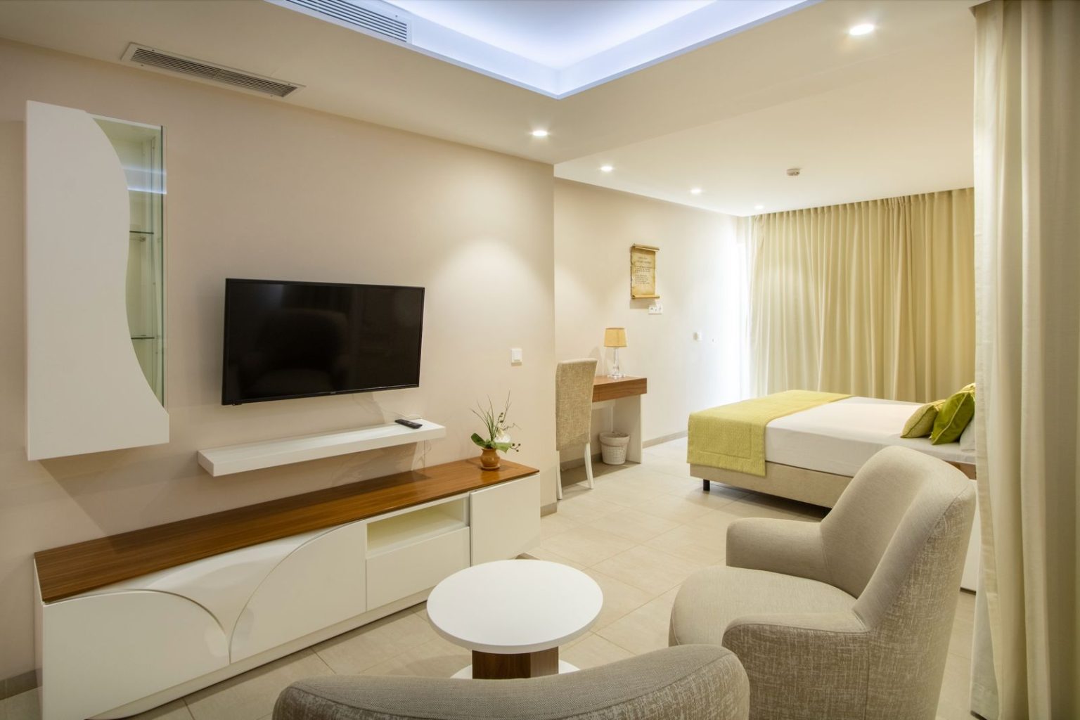 WhatsApp Image 2025-04-24 at 10.37.19 (3)